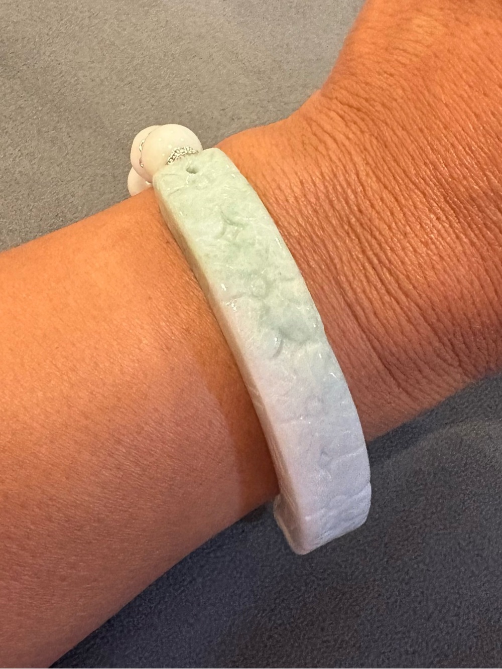 Light Green Carved Jade Bangle Bracelet